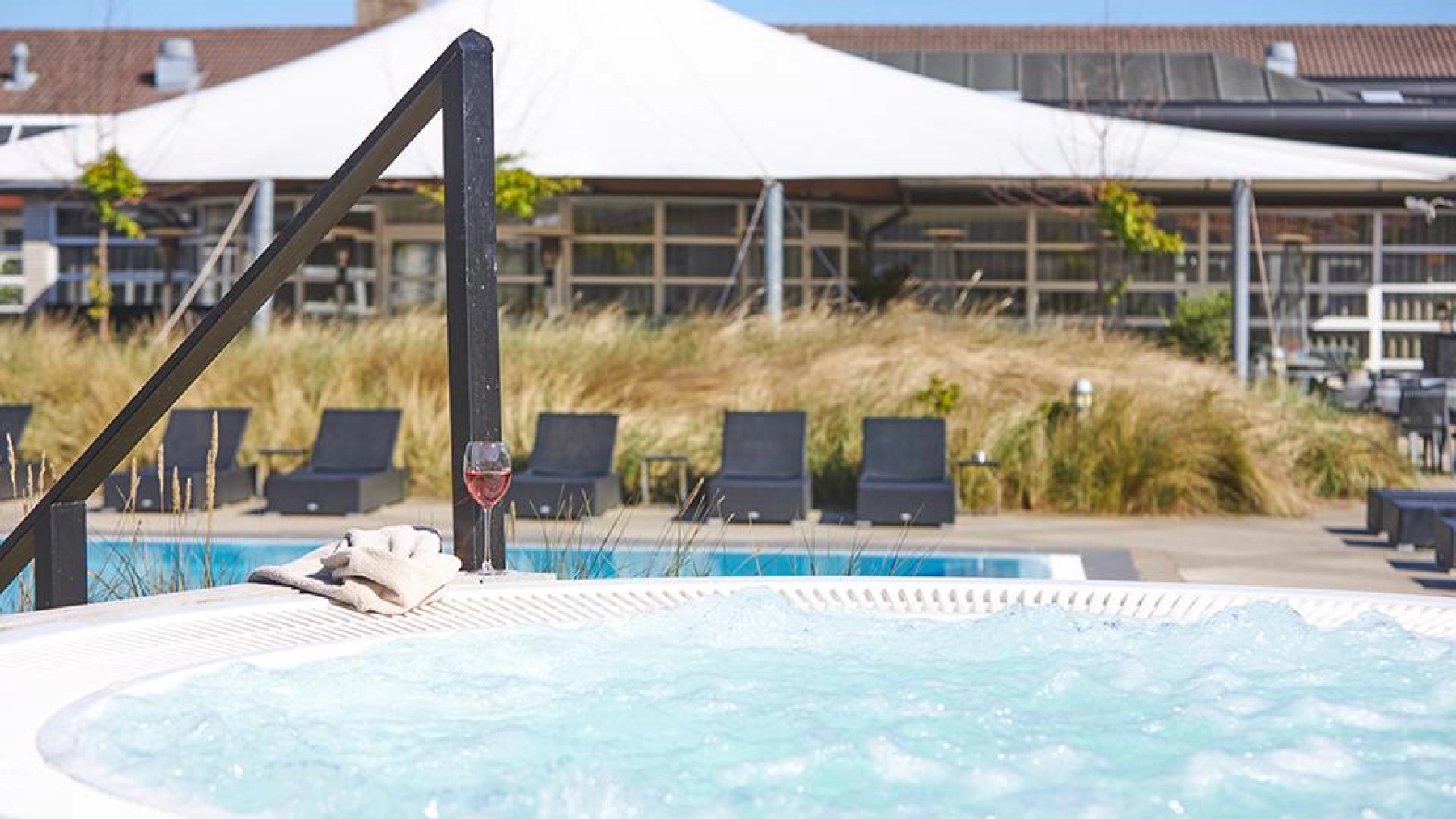 Color Hotel Skagen Whirlpool.jpg