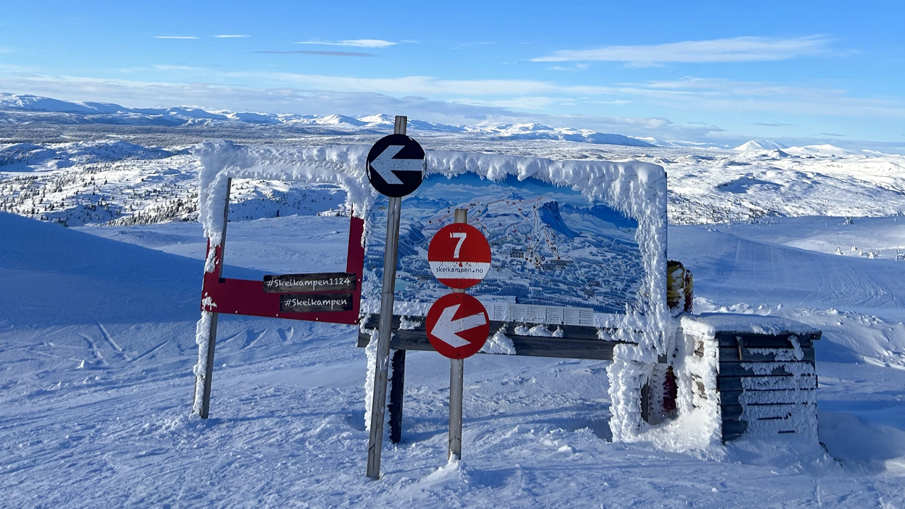 Skeikampen mountains.jpg