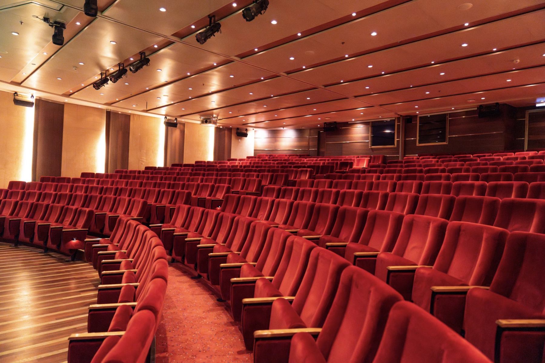 Color Fantasy & Color Magic - Cruise - B2B - konferanse_CLL-30321.jpg