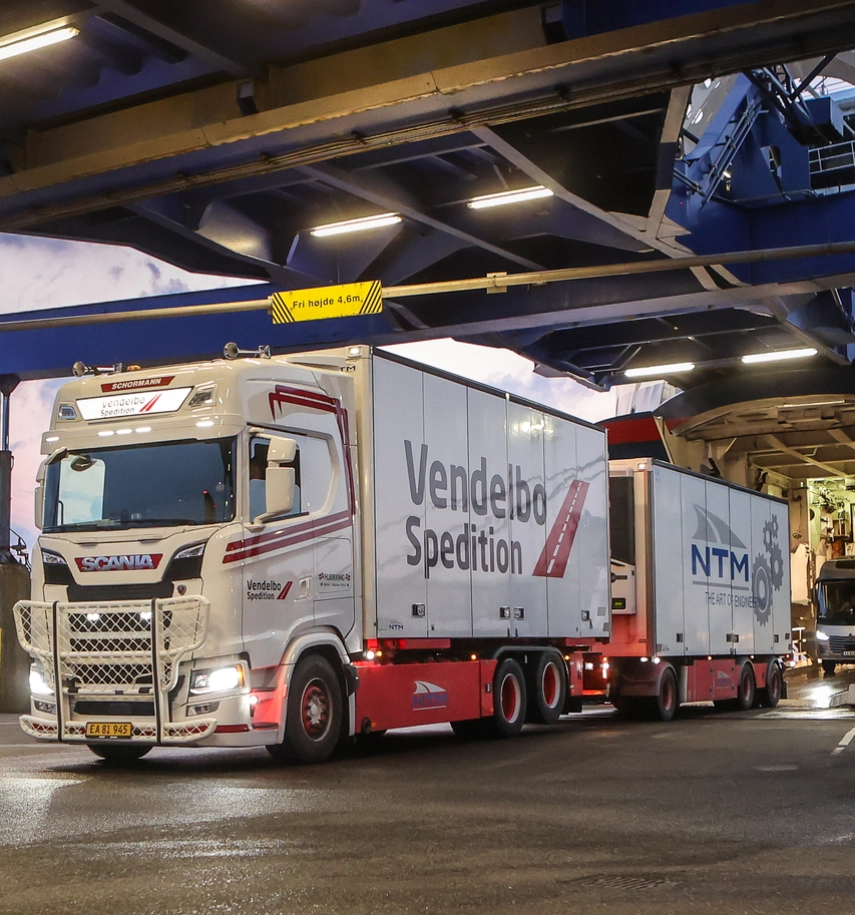 Trailer som kjører av skipet SuperSpeed