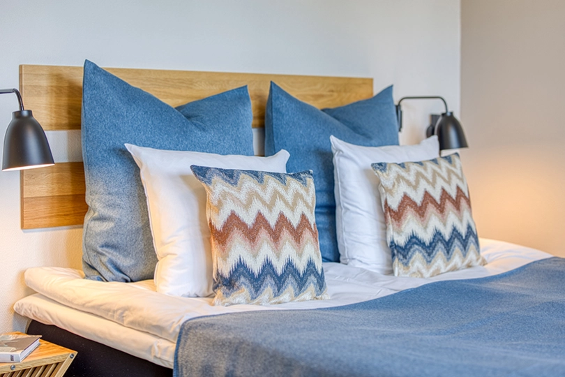 Color Hotel Skagen Bett.jpg