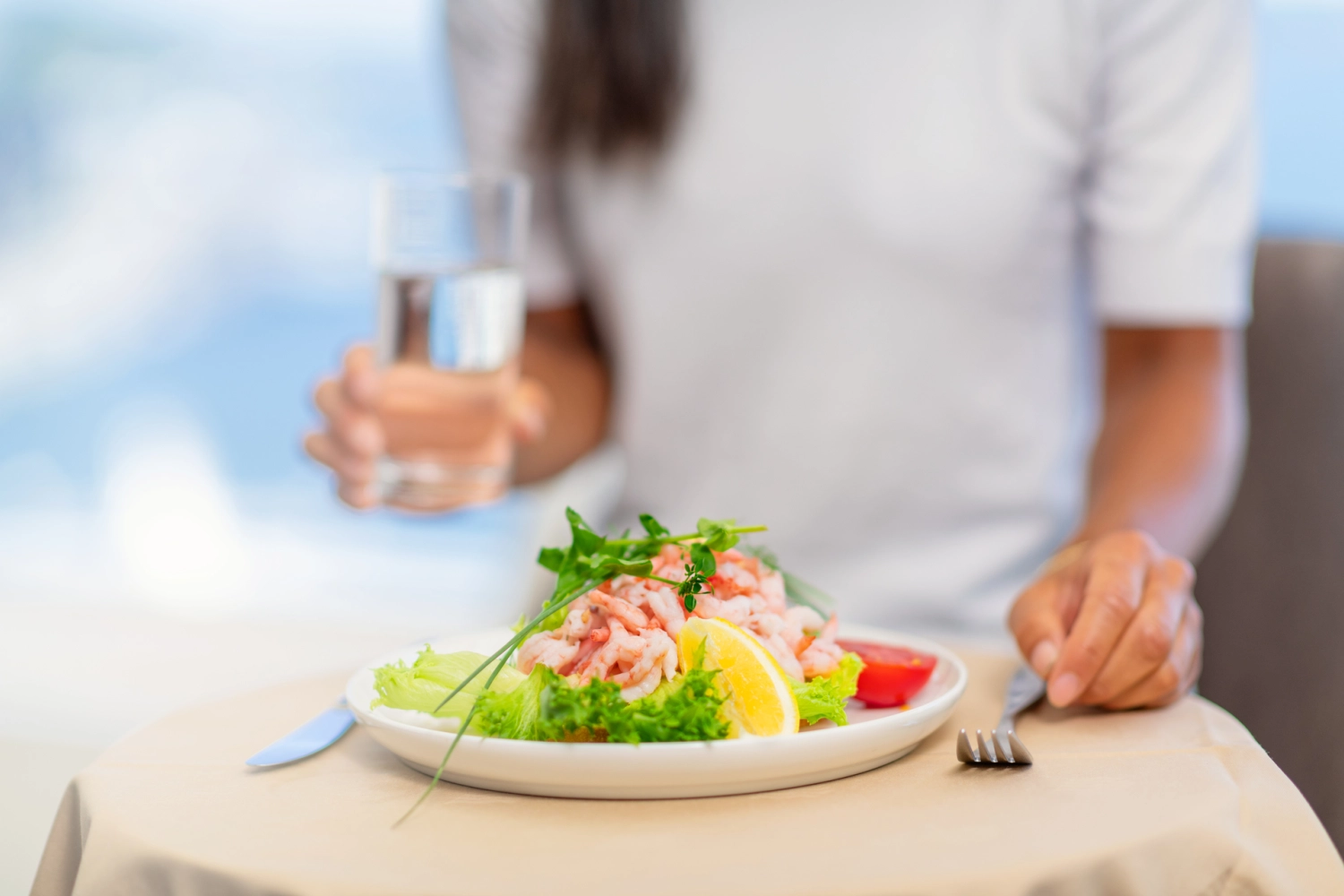 Krabbensandwich in der Observation Lounge